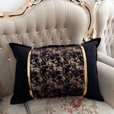 صادرات روبالشتی طلا کوب مخمل سایز 70 × 50