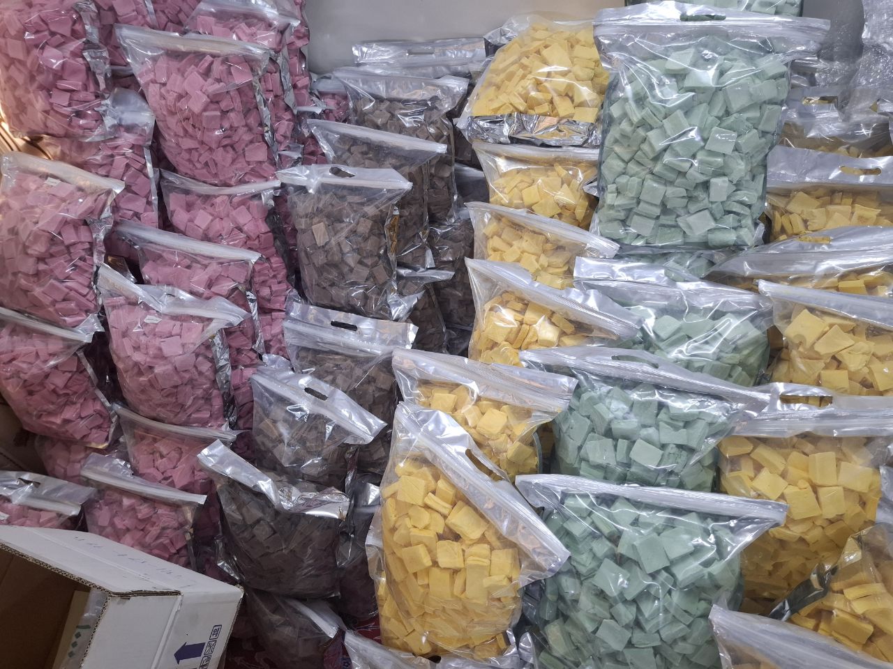 بهترین مرکز فروش بستنی خشک عمده در کشور + خرید