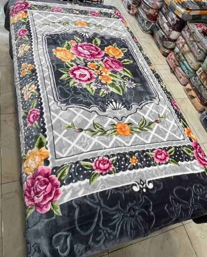 تصویر 1 از پتو ضخیم گلبافت یک نفره + قیمت عمده