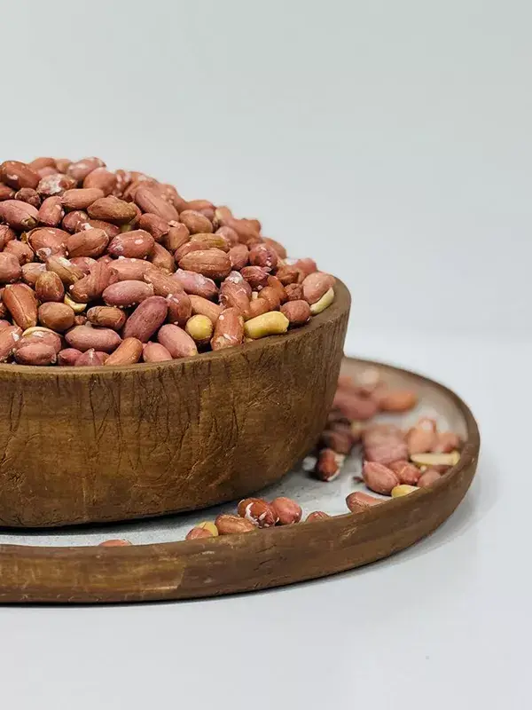 تصویر 2 از قیمت بادام زمینی استانه اشرفیه + خرید ویژه
