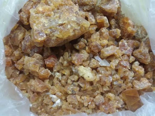 تصویر 4 از خرید و فروش عمده آنغوزه  گیاهی با خواص دارویی فوق‌ العاده