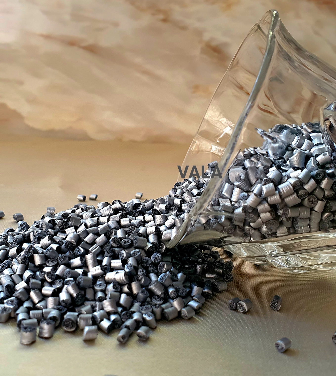 قیمت مستربچ لوکس نقره ای + خرید عالی
