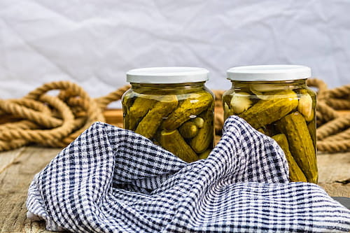 تصویر 1 از قیمت خیار شور ایرانی + خرید باور نکردنی