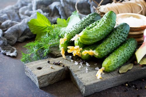 تصویر 4 از خرید خیارشور شیشه ای ریز + قیمت فروش استثنایی