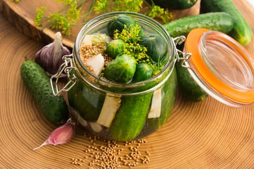 تصویر 3 از خرید خیارشور شیشه ای ریز + قیمت فروش استثنایی
