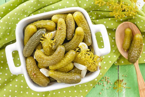 قیمت خیار شور فله ای  + خرید باور نکردنی