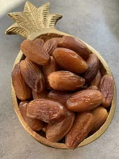 تصویر 1 از قیمت خرما پیارم فله با کیفیت ارزان + خرید عمده