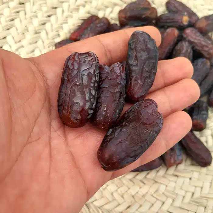 تصویر 5 از خرید خرما پیارم درجه 1 + قیمت فروش استثنایی