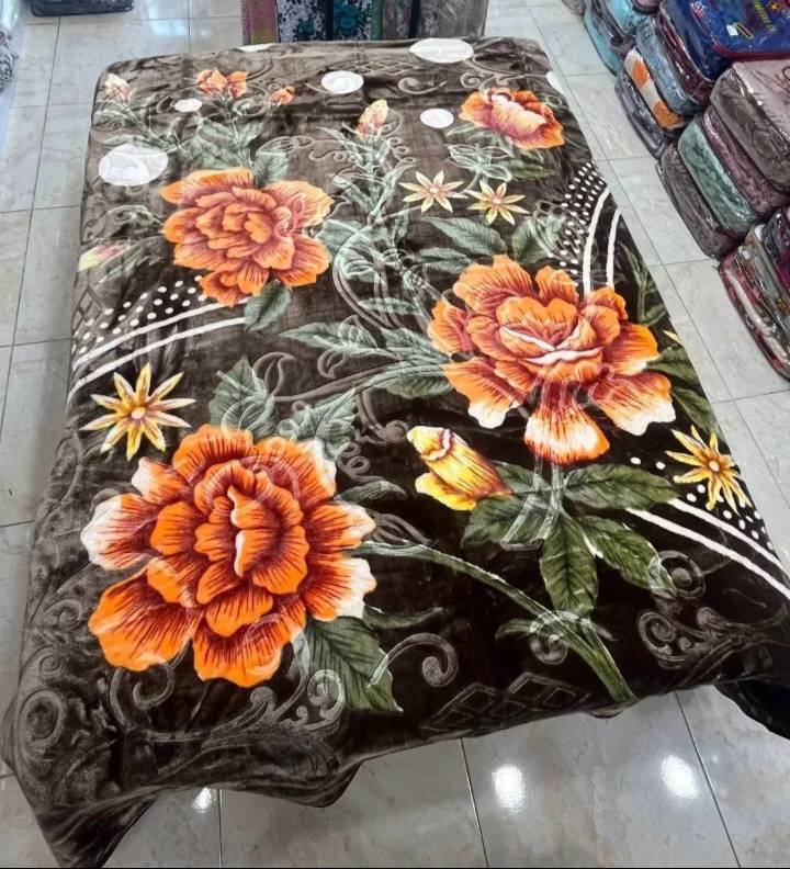 تصویر 4 از قیمت پتو گلدار الماس + عمده فروشی