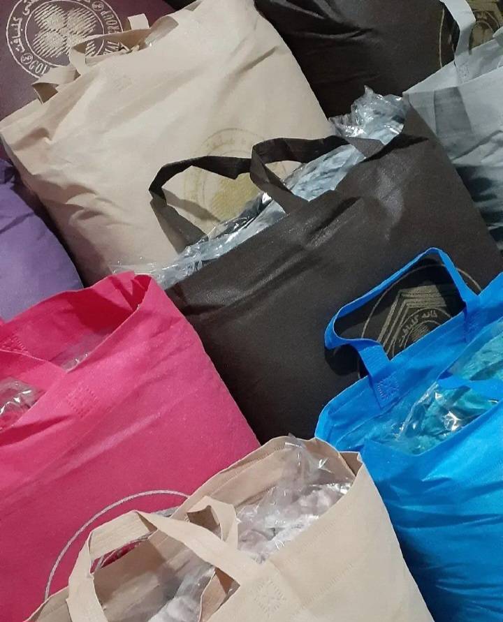 تصویر 3 از قیمت پتو مسافرتی فلورا + فروش عمده