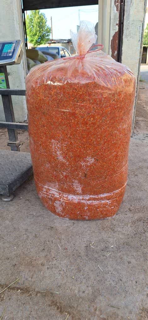 تصویر 2 از عرضه مستقیم تفاله گوجه کارخانه رب