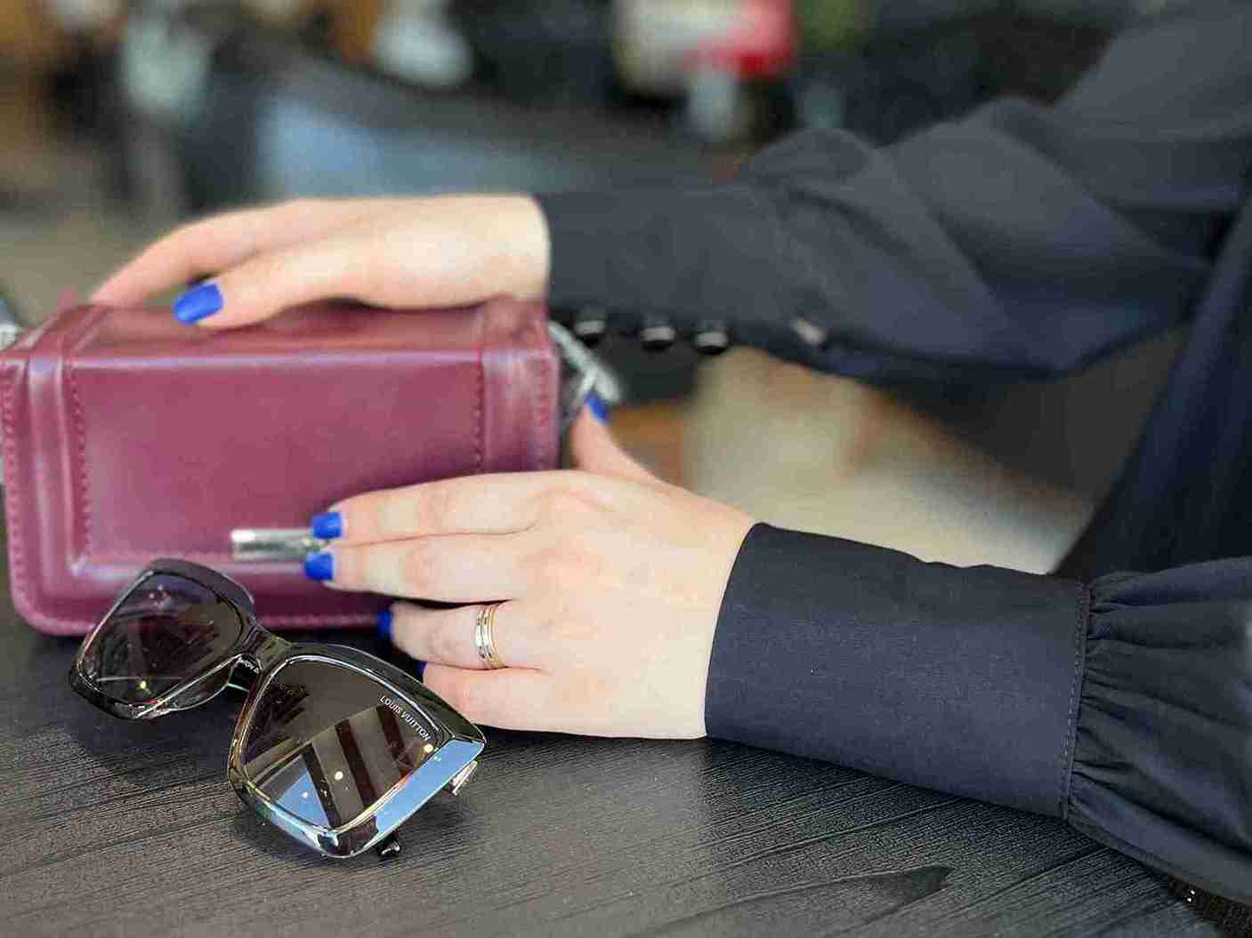 تصویر 1 از قیمت عبای مشکی ساده + خرید باور نکردنی
