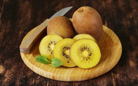 تصویر 4 از قیمت خرید کیوی هایوارد طلایی + فروش ویژه