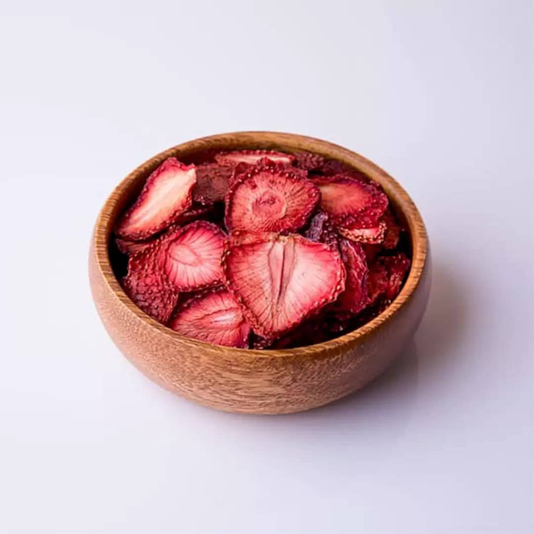 تصویر 3 از فروش ویژه توت‌ فرنگی خشک دمنوشی + قیمت عمده