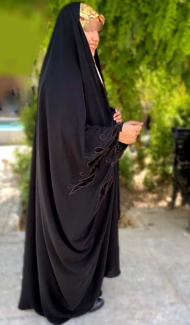 تصویر 3 از فروش ویژه چادر های عربی مخمل دوزی مجلسی