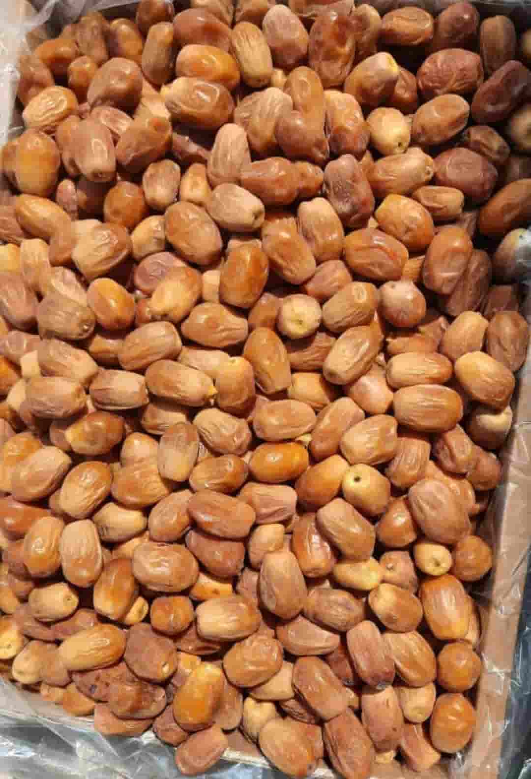 تصویر 3 از خرما زاهدی خشک با طعم عالی
