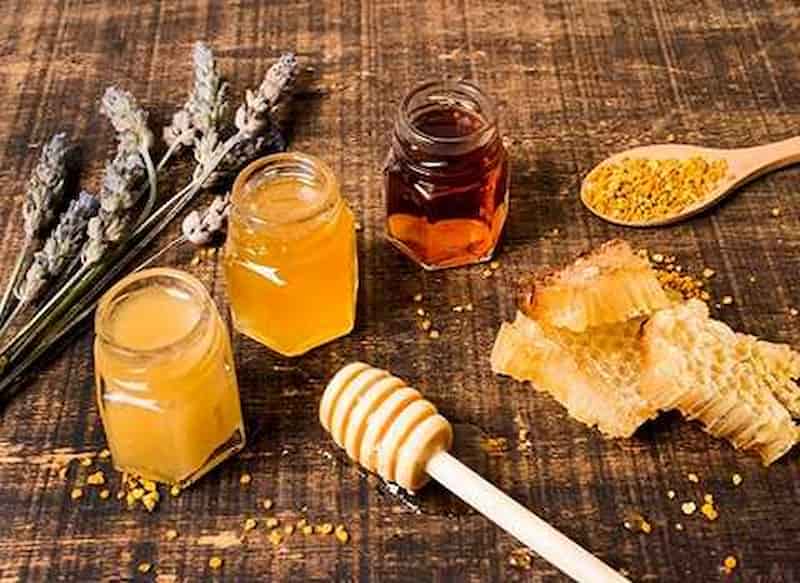 تصویر 4 از خرید و قیمت عسل موم دار طبیعی + فروش عمده