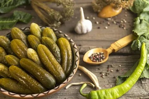 خرید خیارشور فلفلی + قیمت فروش استثنایی