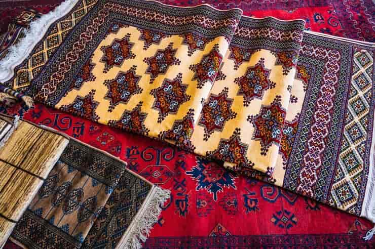 تصویر 4 از قیمت خرید قالی دستباف طرح گل فرنگ با فروش عمده