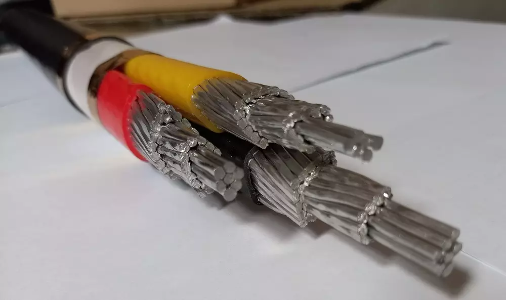 تصویر 5 از قیمت کابل برق 3 فاز آلومینیومی + خرید باور نکردنی