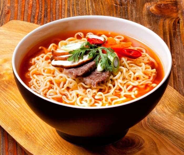 فروش نودل لیوانی خوش طعم + قیمت خرید به صرفه