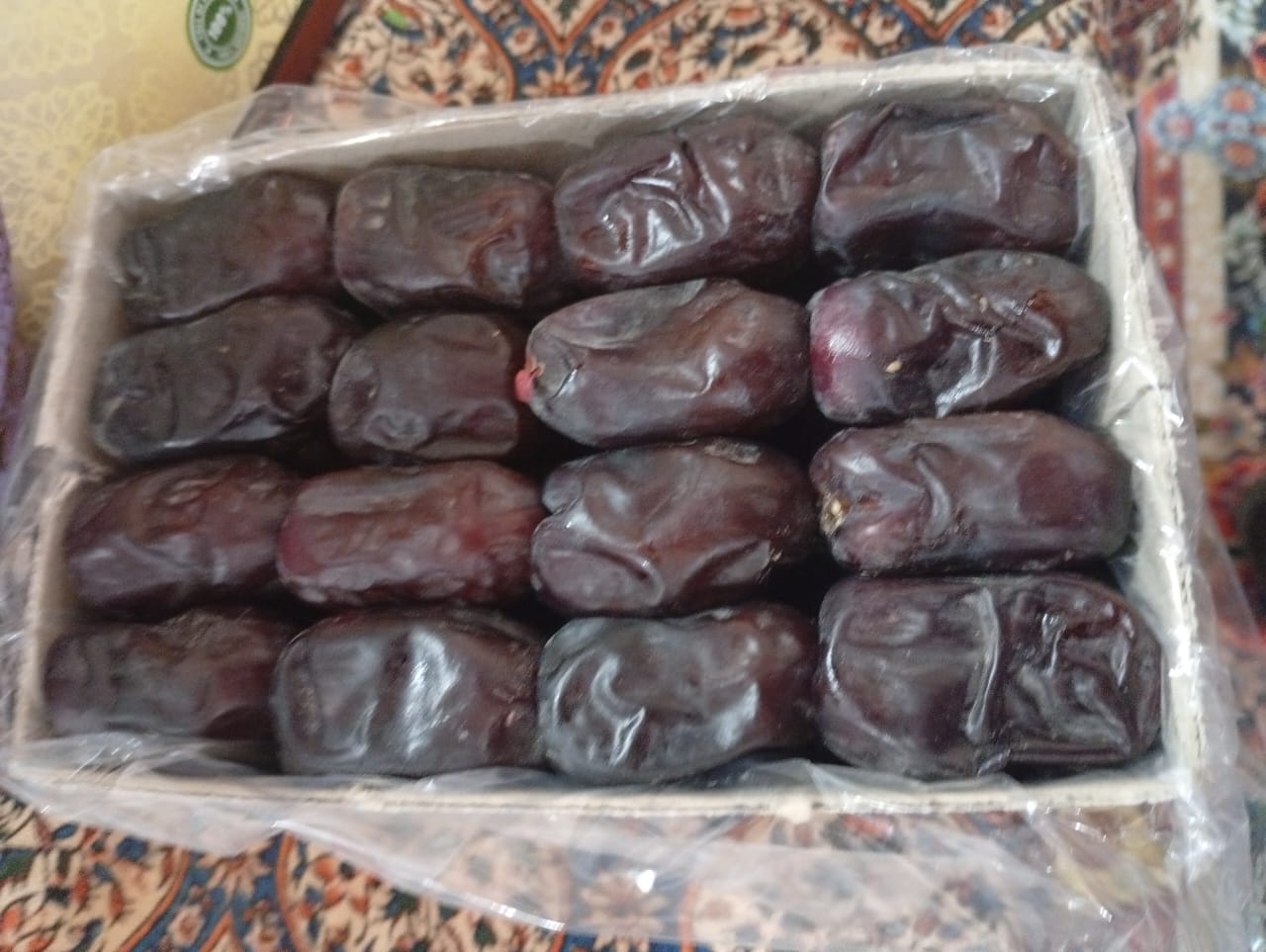 تصویر 3 از خرید فروش انواع خرما مضافتی عمده صادراتی