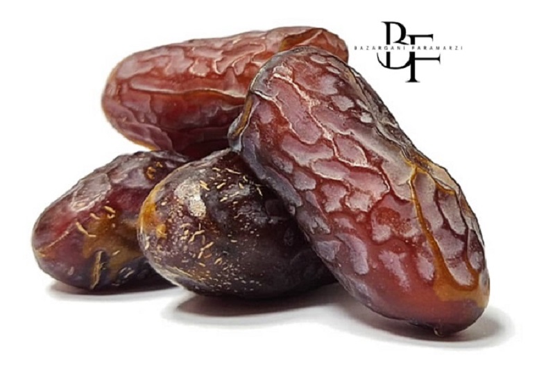 تصویر 3 از فروش عمده خرمای پیارم حاجی‌ آباد + صادراتی