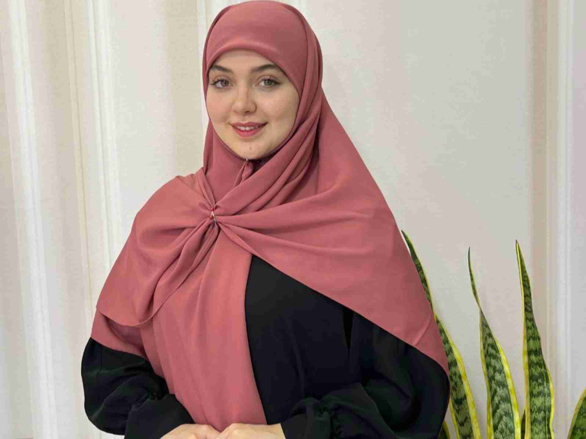 تصویر 2 از خرید روسری حریر کرپ ساده + قیمت فروش استثنایی