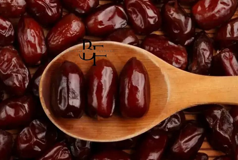 تصویر 3 از مرکز پخش عمده خرما کلوته روغن زده جیرفت بسته بندی کارتن پنج کیلویی صادراتی
