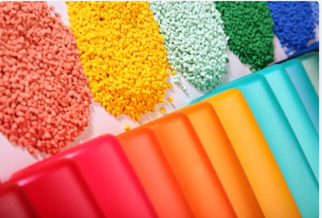 تصویر 1 از فروش ارزان ترین گرانول pvc ضد UV برای شلنگ سازی در ایران + قیمت با صرفه