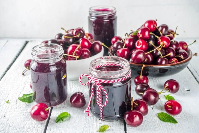 تصویر 3 از قیمت خرید مربا آلبالو شرکتی + فروش ویژه