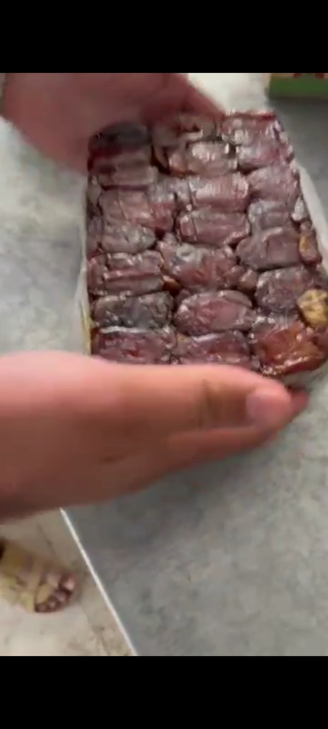 تصویر 3 از خرما کبکاب 1200 گرمی مشکین تازه با بافت لطیف و شیرینی طبیعی