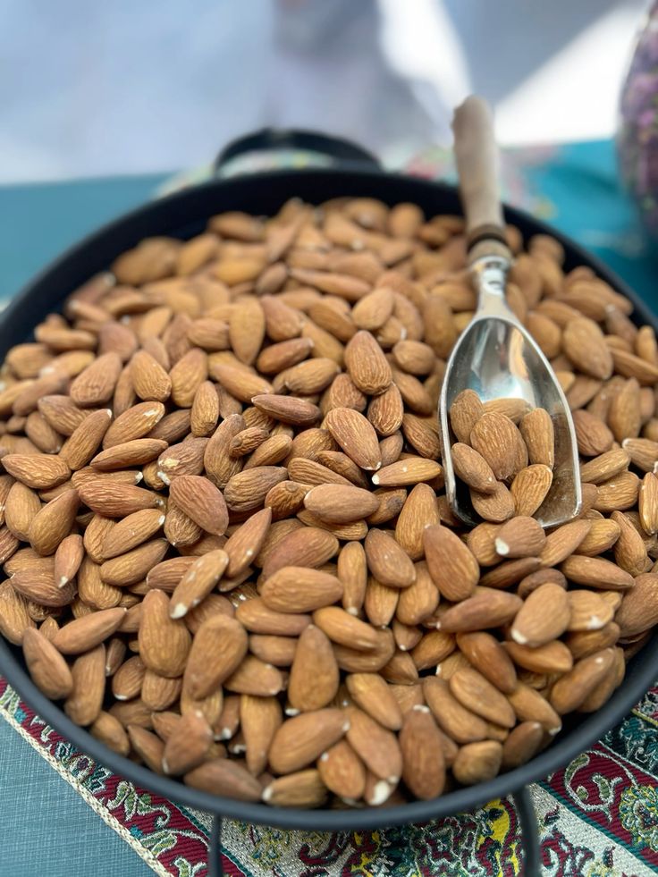 خرید + مغز بادام