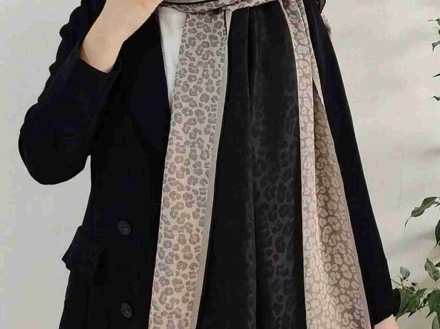 تصویر 3 از قیمت خرید شال ژاکارد حاشیه دار عمده به صرفه و ارزان