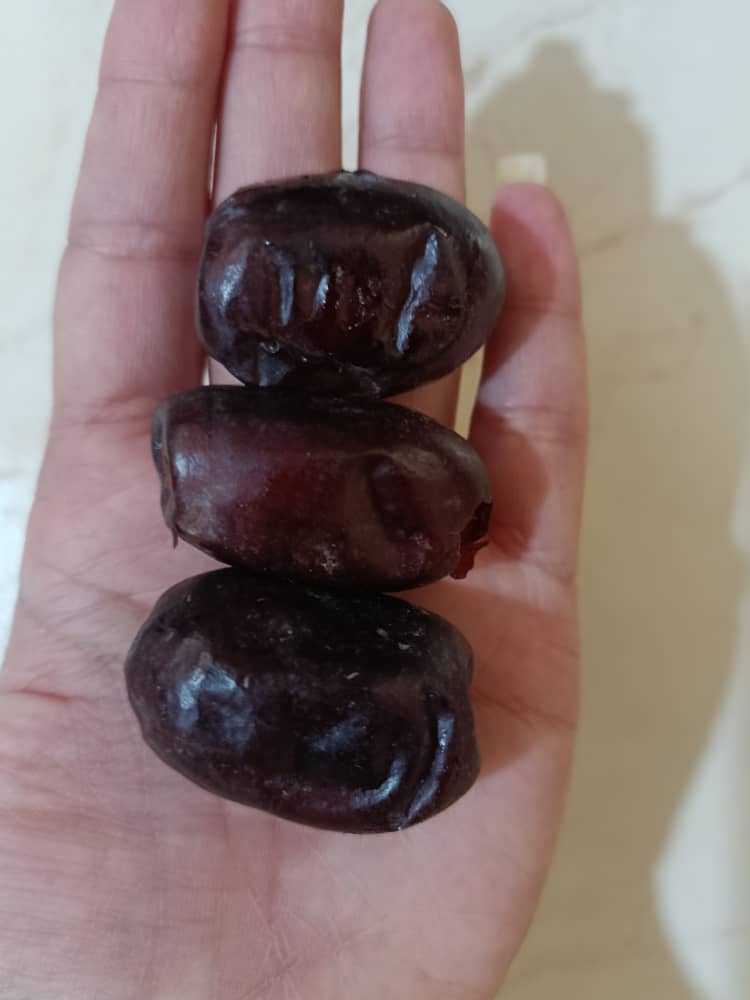 تصویر 5 از خرید بی‌ واسطه خرمای مضافتی جیرفت + فروش مستقیم