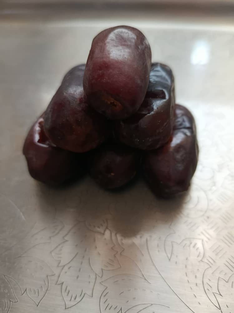 تصویر 3 از فروش بی‌ واسطه خرمای مضافتی جیرفت + قیمت