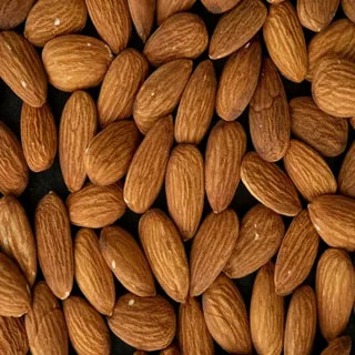 تصویر 3 از خرید بادام درختی پوست دار + قیمت فروش استثنایی