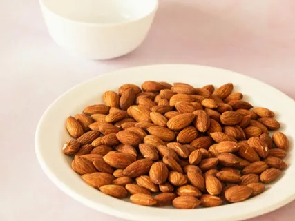 تصویر 3 از خرید بادام درختی ریز  + بهترین قیمت