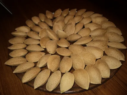 تصویر 2 از بادام درختی تازه با پوسته طبیعی مناسب مصرف روزانه
