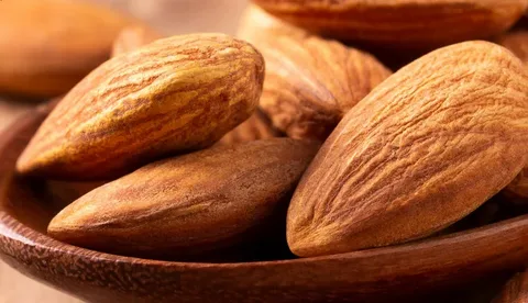 تصویر 3 از راهنما ی خرید بادام درختی پوست نازک + قیمت عالی