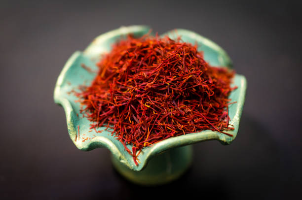 تصویر 3 از قیمت خرید زعفران فله ای صادراتی با فروش عمده