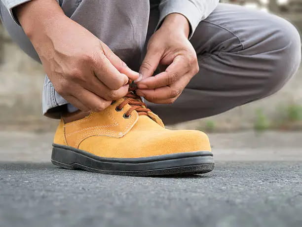 تصویر 1 از خرید کفش ایمنی ضد لغزش و قیمت فروش استثنایی