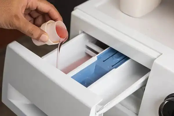 تصویر 2 از خرید و قیمت مایع لباسشویی خوشبو مناسب لباس کودک + فروش صادراتی