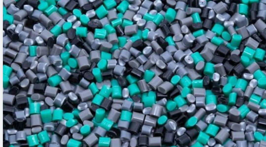 تصویر 1 از فروش بهترین گرانول PVC نرم برای شلنگ باغبانی در ایران + قیمت مستقیم کارخانه