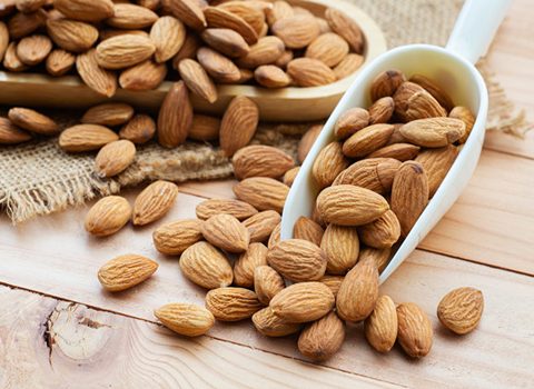 تصویر 5 از قیمت خرید مغز بادام + فروش ویژه