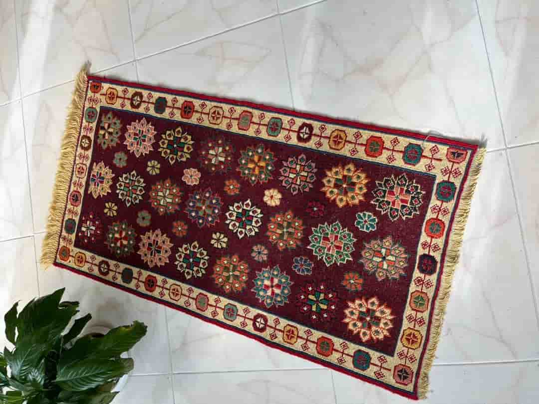 تصویر 3 از قیمت خرید گلیم ورنی عمده به صرفه و ارزان