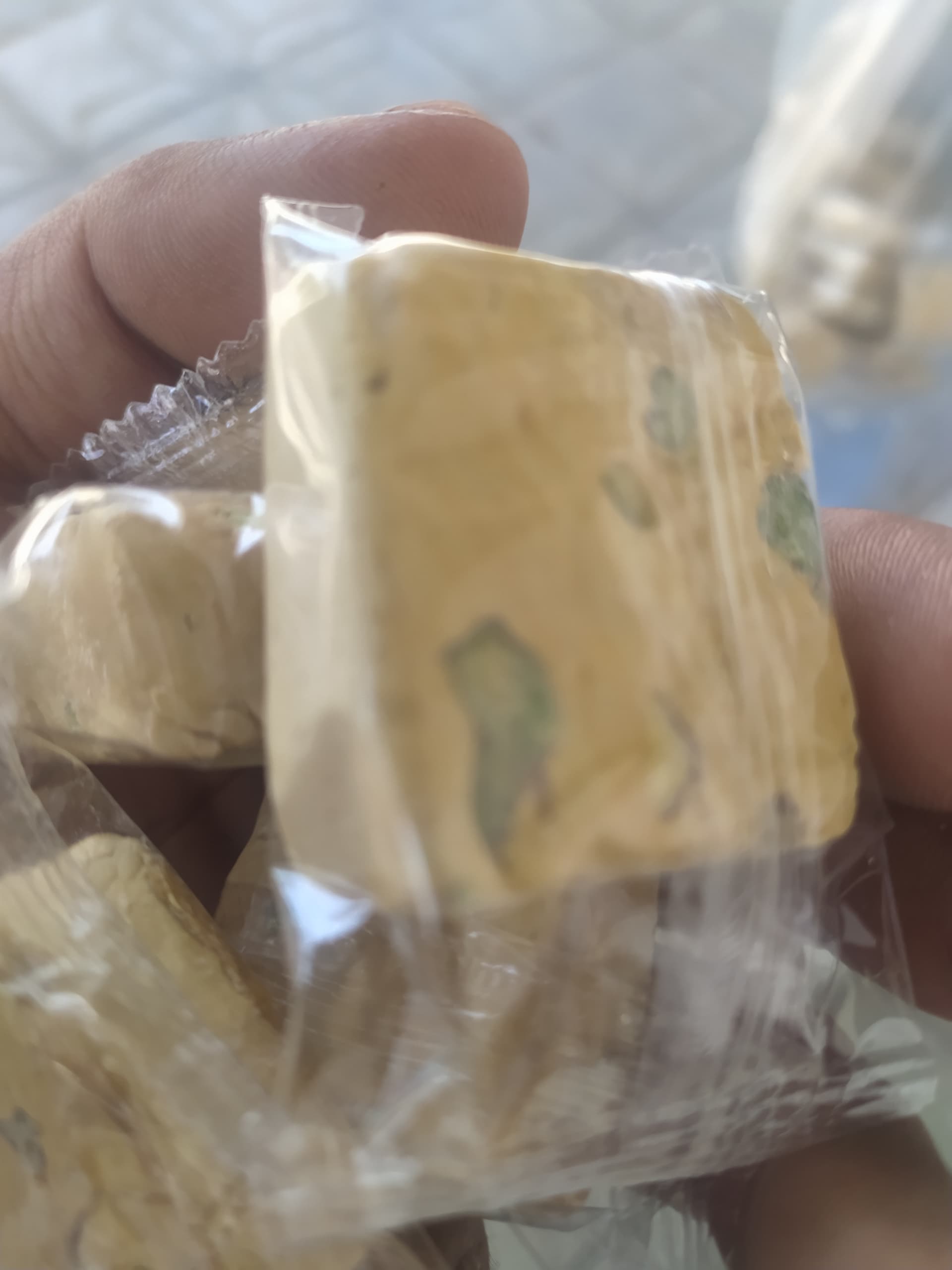 تصویر 1 از فروش گز با شیره انجیر مستقیم از کارخانه