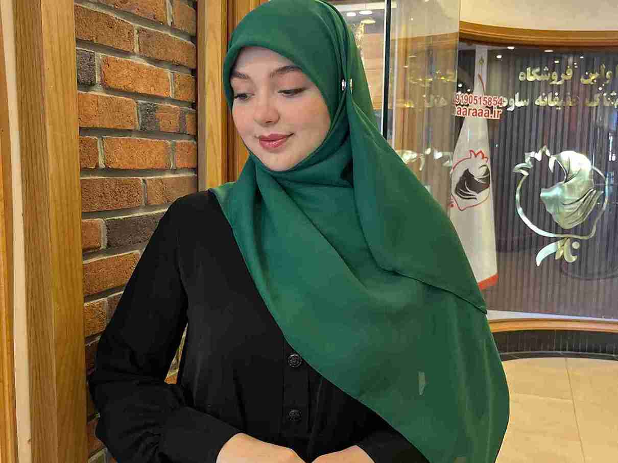 تصویر 3 از خرید روسری کرپ حریر کش دار + قیمت تولیدی
