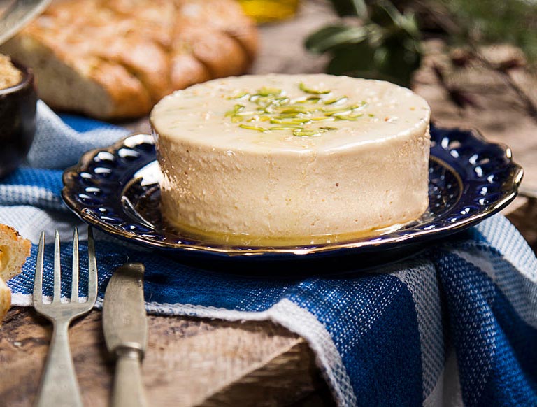 تصویر 1 از خرید حلوا ارده ۷۰۰ گرم گرد با قیمت همکاری