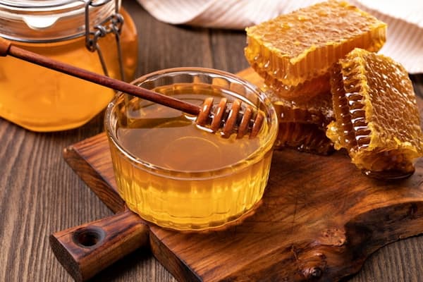 تصویر 1 از خرید عسل چهل گیاه ممتاز  + قیمت فروش استثنایی